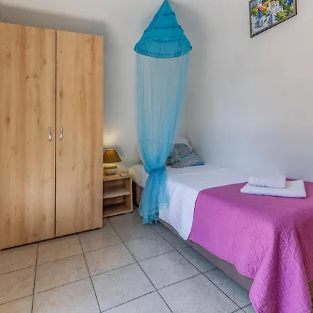 Amazing House With Pool *