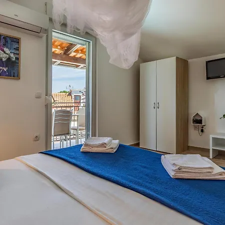 Amazing House With Pool Σπίτι διακοπών Μεντουλίν