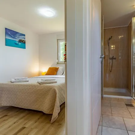 Amazing House With Pool *